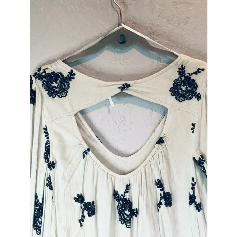 Free People - Picture 6 of 7